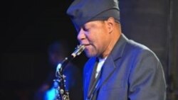 O meu segredo é a persistência e coerência, afirma o saxofonista moçambicano Otis - 17:56