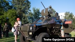 Голем број граѓани, семејства, деца присуствуваа на настанот по повод 30 години од формирањето на македонската армија