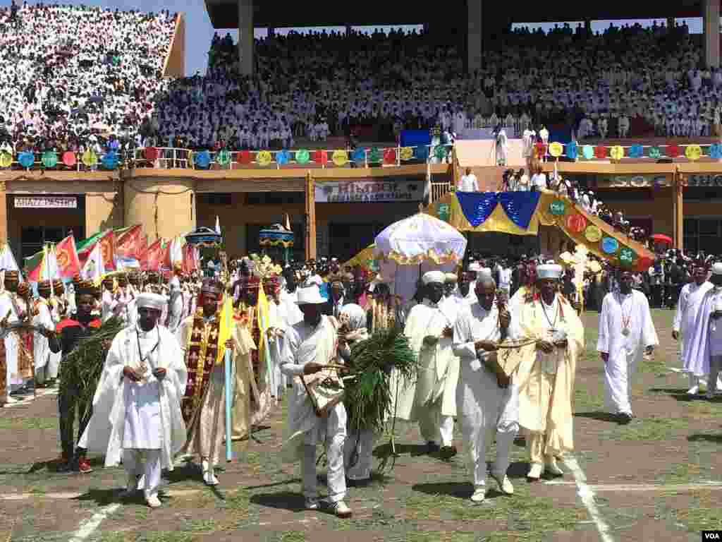 ኣከባብራ በዓል መስቀል ኣብ ከተማ ኣስመራ ኤርትራ 