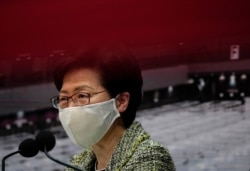 香港特首林郑月娥在星期五的记者会上。（2020年8月7日）