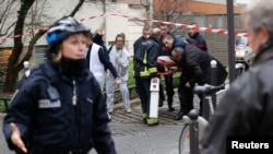 حمله تروريستی به يک هفته نامه فکاهی در پاريس
