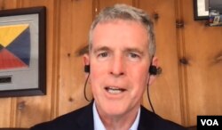 美国哈德逊研究所国防概念与技术中心主任高级研究员布莱恩·克拉克（Bryan Clark）接受美国之音视频访问截图