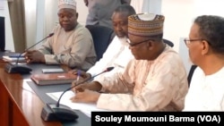 A Jamhuriyar Nijar masu motocin jigilar fasinja, da masu motocin dakon kaya, sun cimma wata yarjejeniya da hukumomin kasar