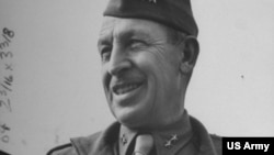  한국전쟁 중 전사한 미 육군 브라이언트 무어 장군.