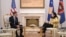 Kosovo, Pristina, US official Derek Chollet with Kosova president Vjosa Osmani (Foto: Twitter/@VjosaOsmaniPRKS)