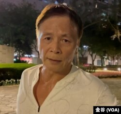 位于台北的建筑业者张成一 (美国之音/金谷)