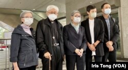 已停运的香港612基金5名信托人(左起)何秀兰、陈日君、吴霭仪、何韵诗、许宝强，被票控违反《社团条例》没有注册作社团罪名成立，各被罚款港币4千元(折合超过500美元) (美国之音/汤惠芸)