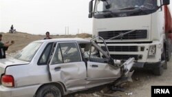 آرشیو - خودرو اتومبیل تصادف جاده‌ای - ایرنا