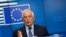 欧盟外交事务高级代表博雷尔(Josep Borrell)2020年6月15日在召集外交事务对话会后见记者（路透社）