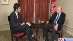 مصاحبه ویژه تلویزیون آشنای صدای امریکا با محمدعمر داودزی