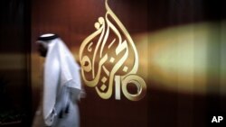 الجزیره شبکه تلویزیون قطر یکی از دلایل انتقادات دیگر کشورهای عربی از این کشور کوچک است. 