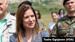 Како ваш пријател, Соединетите Американски Држави се надеваат дека ќе го изберете најдоброто за вашата земја денес, а и за нејзината иднина, вели амбасадорката во отвореното писмо