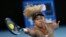 Foto Achiv: Naomi Osaka ki jwe pou peyi Japon, pandan yon match anvan Open Ostralyen an nan vil Melbourne, 7 Janvye 2022. 