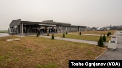 Судницата е засебен објект и се наоѓа во близина на К.П.Д. „Идризово“