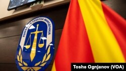 Справување со корупцијата, владеење на правото и независност на судството се критичните елементи кај кои меѓународната заедница очекува да види напредок.