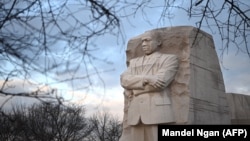 تندیس مارتن لوتر کینگ در شهر واشنگتن دی سی 