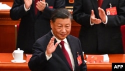 中共领导人习近平在北京人大会堂出席中共二十大开幕式。（2022年10月16日）