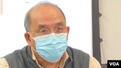 香港民意研究所副行政总裁 钟剑华 (美国之音 汤惠芸拍摄)