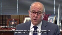 Кина и Русија ги уништуваат демократските вредности