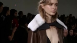 美国万花筒：吴季刚纽约时装周推出最新设计