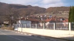 Во последните две децении, од Струга се отселил цел еден помал град.