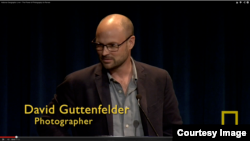 미국 `AP통신’의 평양특파원인 데이비드 구텐펠더 아시아총국 사진부장이 연 설명회가 미국의 인문지리 전문채널 ‘내셔널 지오그래픽 라이브’ 에 동영상으로 게재됐다.