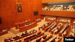  د سږ کال د می په مایشت کې د پاکستان پارلیمنټ په آئین کې د ترمیم دلارې فاټا په خېبر پښتونخوا کې د شاملولو فېصله وکړه او دا رنگ د فاټا شپږ ایجنسۍ په صوبه کې شاملې شوې او د ضلعو درجه ورته وکړی شوه