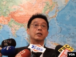 台湾民进党立委许智杰 （美国之音记者申华）