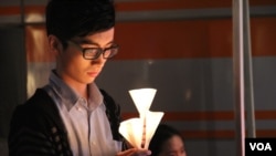 青少年艾滋教育协会在九龍尖沙嘴星光大道舉辦音樂會(美国之音谭嘉琪拍摄)