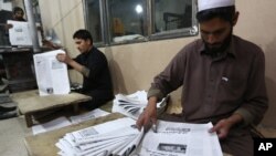 رسانه های چاپی هرات با کمبود منابع مالی دچار اند