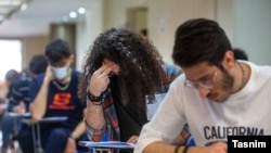 گزارش‌ها از لو رفتن سوالات کنکور سراسری باز هم خبر ساز شد.