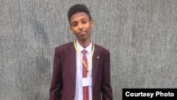 የሞባይል አጠቃቀም የሚያቀል መተግበሪያና ዘመናዊ ቤት የፈጠረው ወጣት ናትናኤል ታምሩ