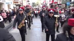 “Bilge Çınarlar” Dans Yeteneklerini Sergiledi 