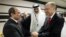 Erdoğan, Katar Emiri Şeyh Temim bin Hamed Al Sani’nin daveti üzerine 2022 FIFA Dünya Kupası’nın açılışı nedeniyle bulunduğu Doha’da Mısır Cumhurbaşkanı Sisi’yle tokalaşırken.