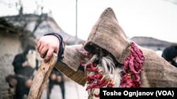 Џоломари - древен обичај за бркање на старата и пречекување на новата година