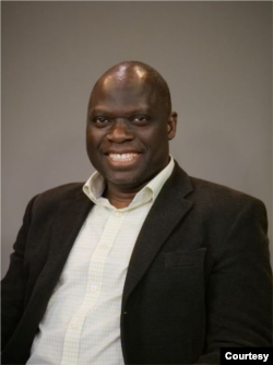 美国外交关系委员会高级研究员埃比尼泽·奥巴达雷（Ebenezer Obadare）