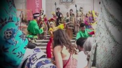 Warung VOA: Diplomasi Budaya Lewat Angklung