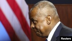 Američki sekretar za odbranu Lojd Ostin na samitu NATO-a u Vašingtonu (Foto: REUTERS/Yves Herman)