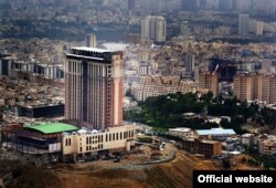 محل واقع شدن هتل اسپیناس پالاس(عکس مربوط به زمان احداث است)