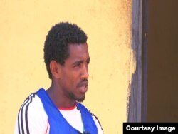 መብራቱ ታደሰ 17 ዓመቱ ነው። 10ኛ ክፍል ጎበዝ ተማሪ ነው። ጎዳ