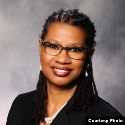 加州惩教和康复部副新闻发言人特里·桑顿 (桑顿图片)