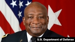 美国陆军中将查尔斯·霍珀(Charles Hooper)（中文名胡可诚）