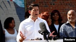 美国众议院议长保罗 ·瑞安回答记者提问（2016年6月7日）