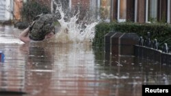 بریتانیا - ۶ دسامبر ۲۰۱۵