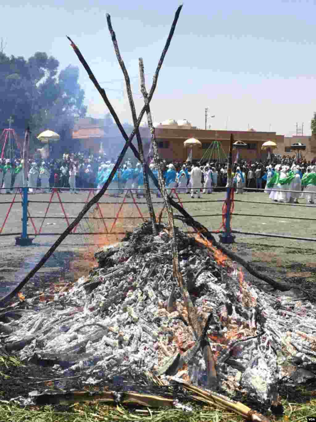 ኣከባብራ በዓል መስቀል ኣብ ከተማ ኣስመራ ኤርትራ 