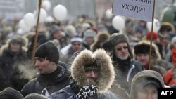 Moskva küçələrinı nümayişlər bürüyüb