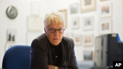 卡拉•德尔蓬特２００７年１２月在海牙接受美联社的访问