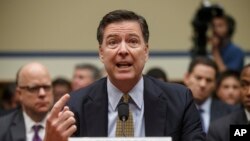 جیمز کومی در کنگره