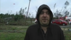 致命龙卷风和暴风雨袭卷美国