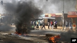 Manifestations dans la localité de Kadro, le 25 septembre 2013.